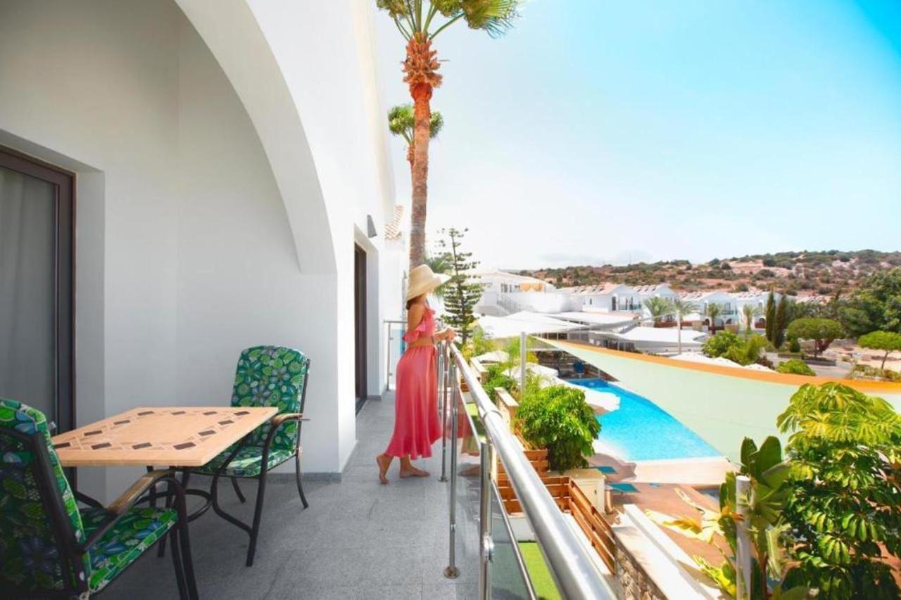 Latchi Escape Hotel And Suites Polis المظهر الخارجي الصورة
