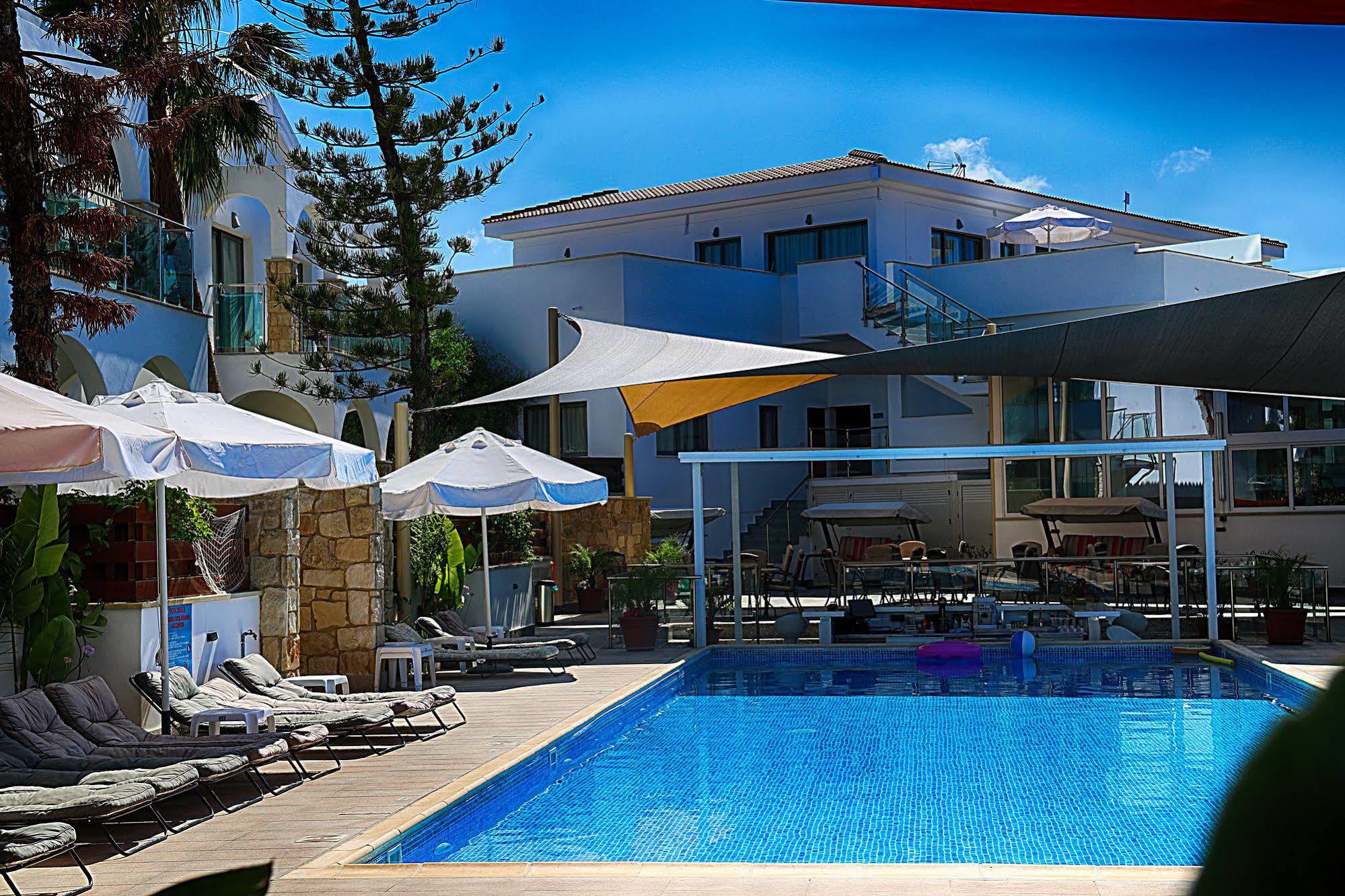 Latchi Escape Hotel And Suites Polis المظهر الخارجي الصورة